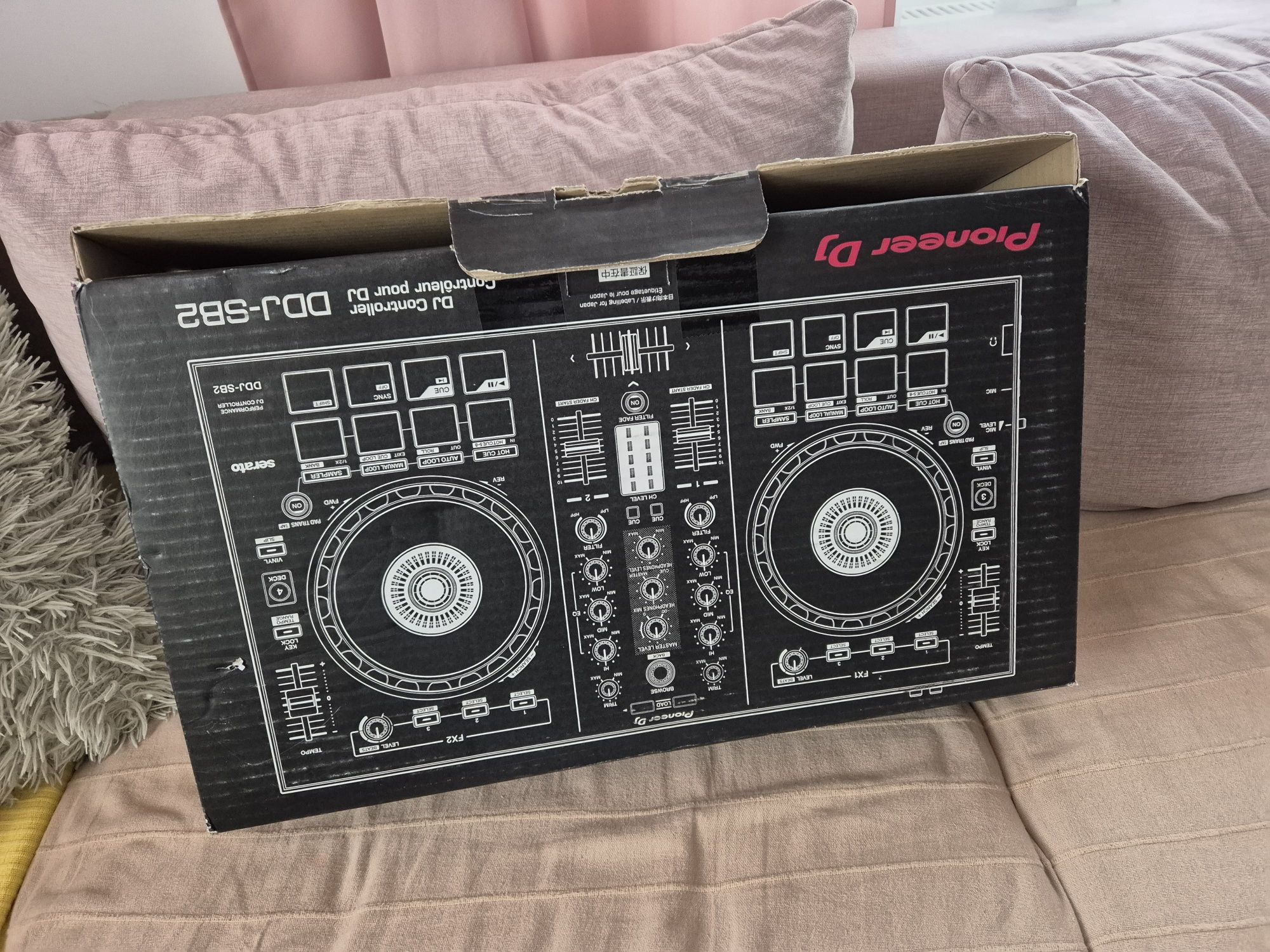 Pioneer DDJ-SB2 konsola