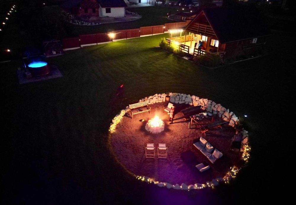 Domek Roztocze - szczelnie ogrodzony. Ognisko. Jacuzzi - Balia. Sauna.