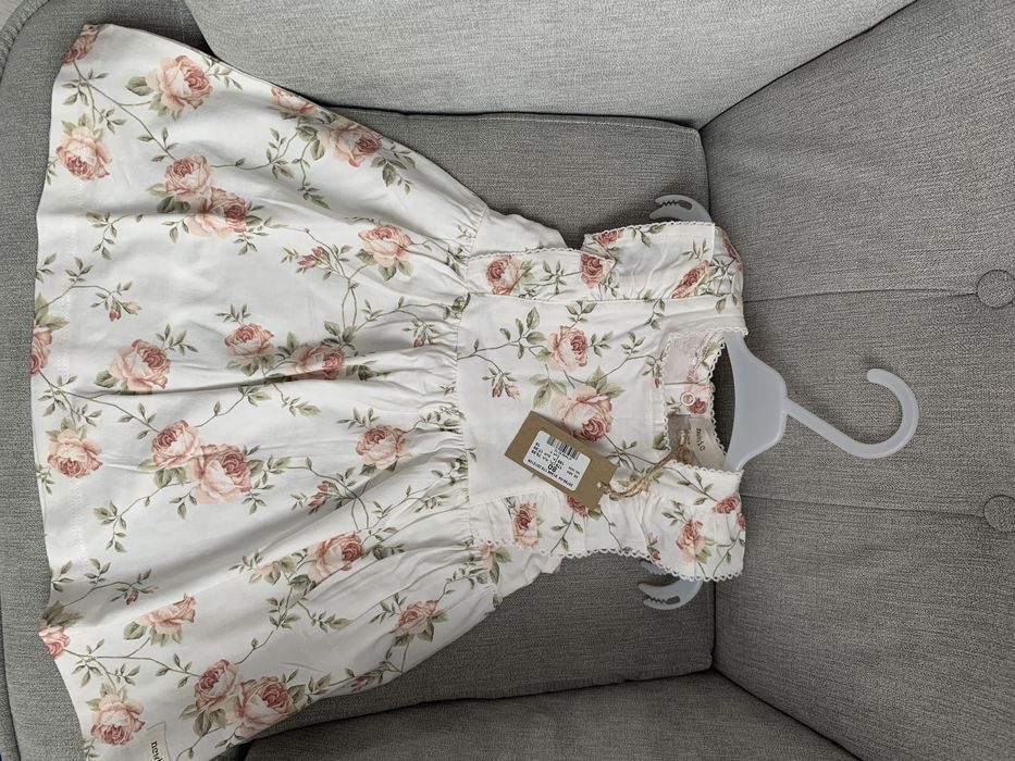 Sukienka Newbie 80 nowa kolekcja