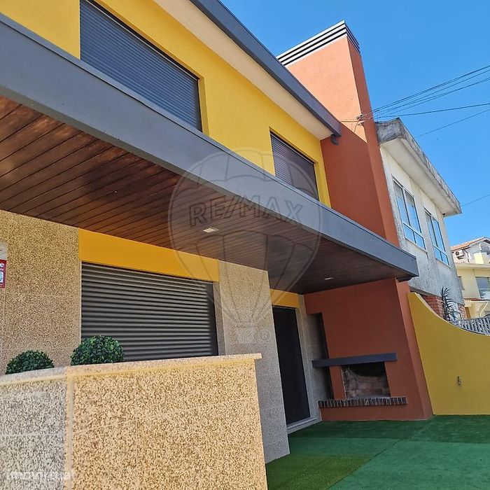 Moradia T4 para arrendamento