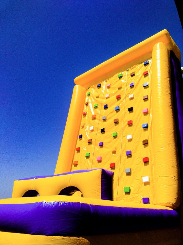 Parede de escalada insuflável - semi nova