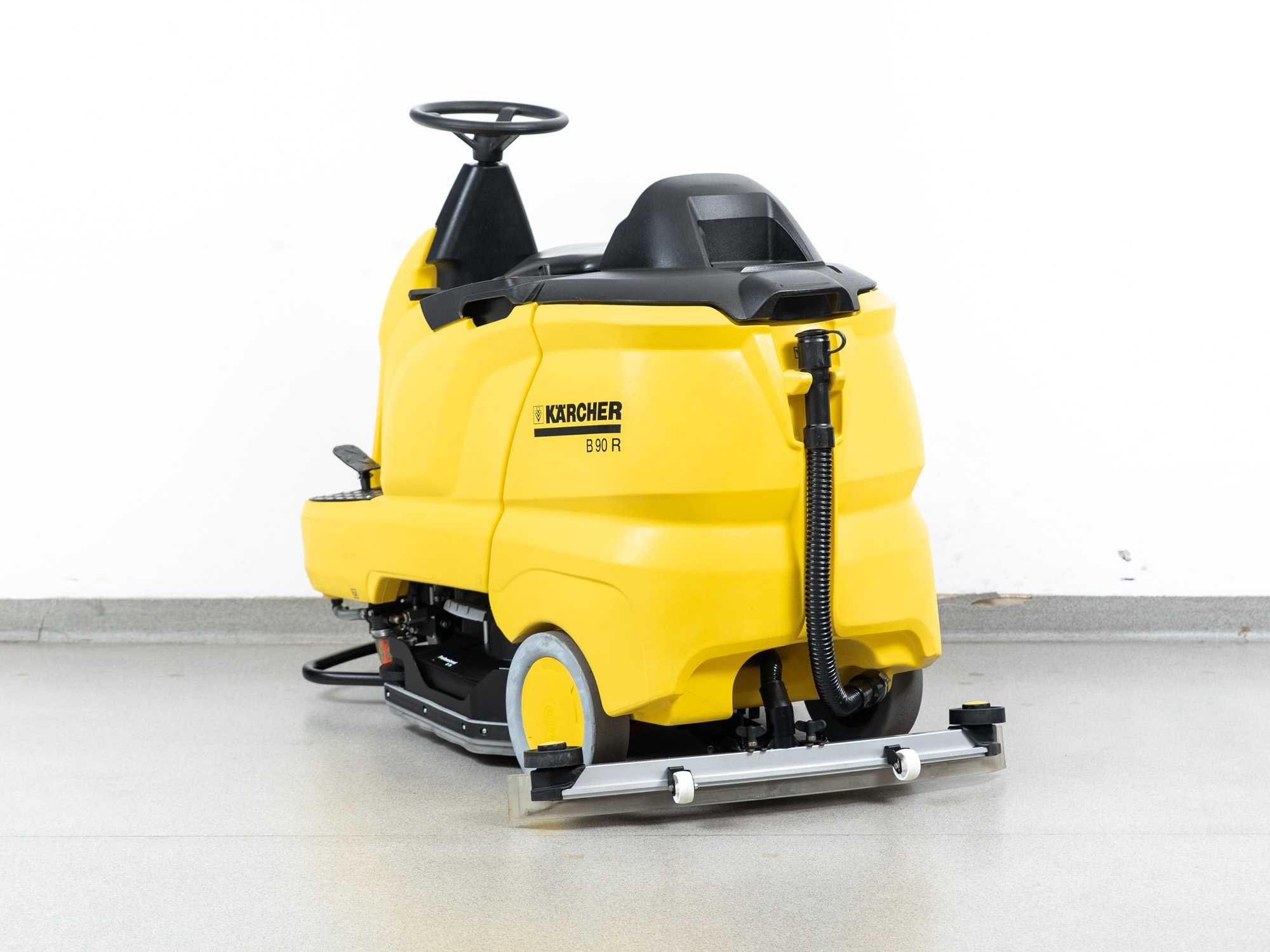SZOROWARKA KARCHER B 90 R D75 NOWE BATERIE 2008r 211h 4500m²h 19000net