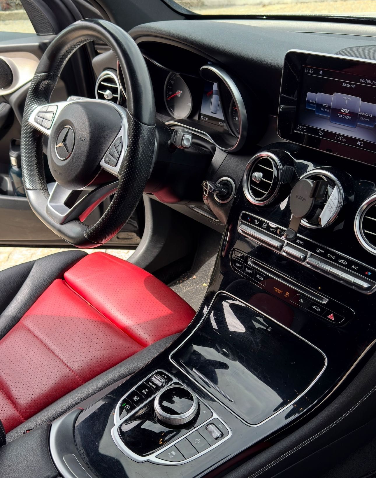 Mercedes Benz GLC 250D - 4 Matic /Venda