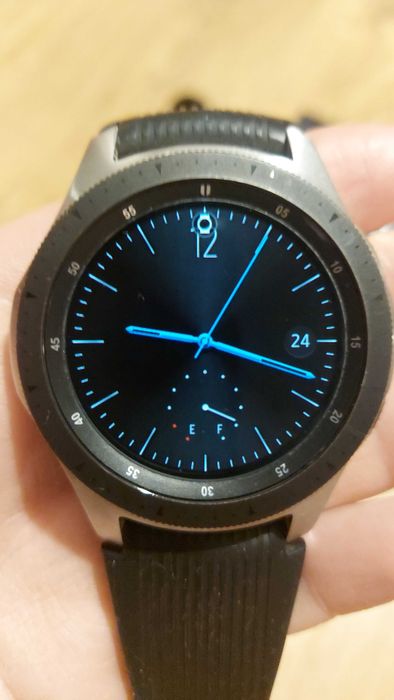 Smartwatch SAMSUNG Galaxy Watch 46mm Srebrny używany stan bdb