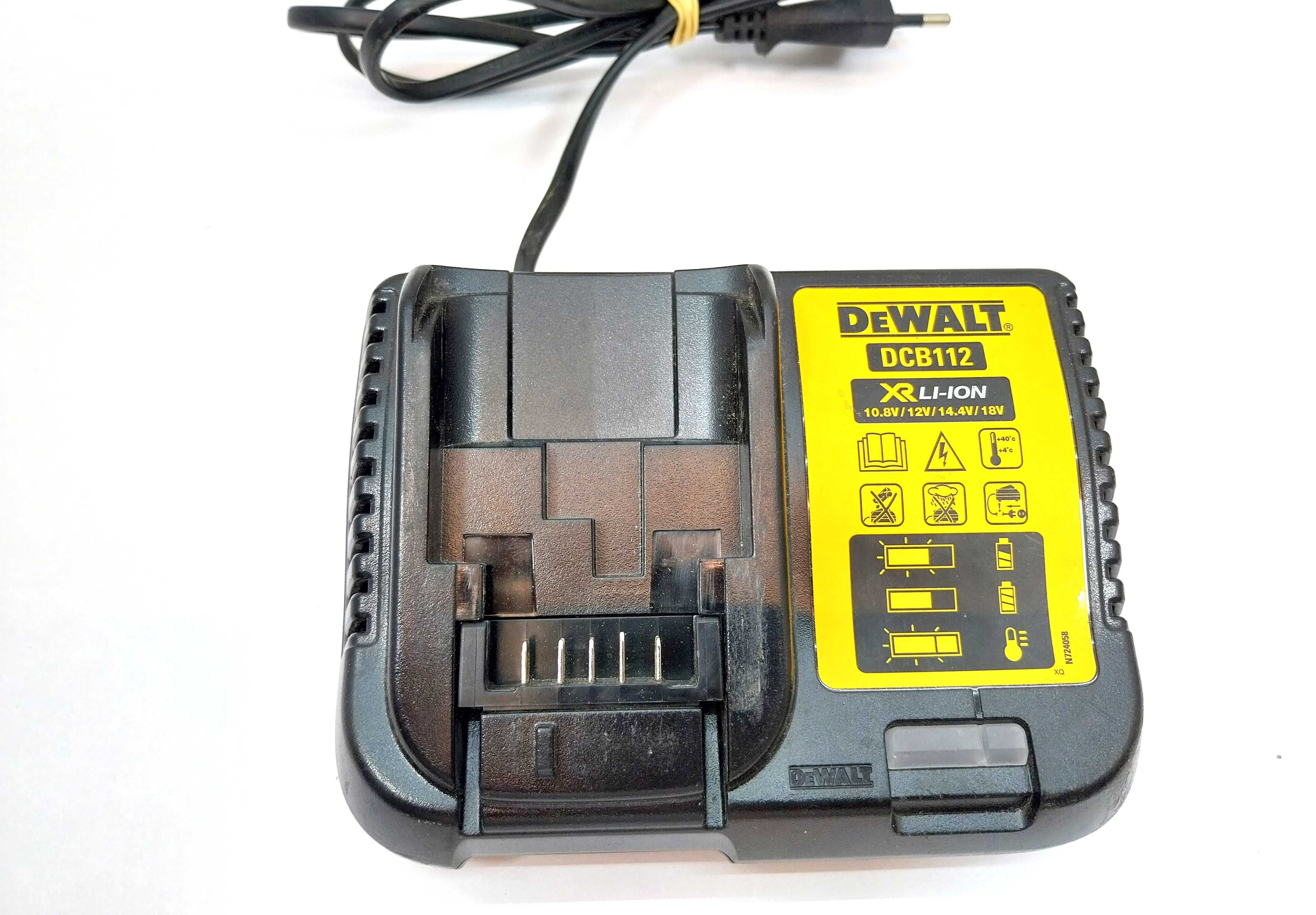 wkrętarka  DEWALT 18 V DCD790D2 walizka  2X akumulator  +ładowarka
