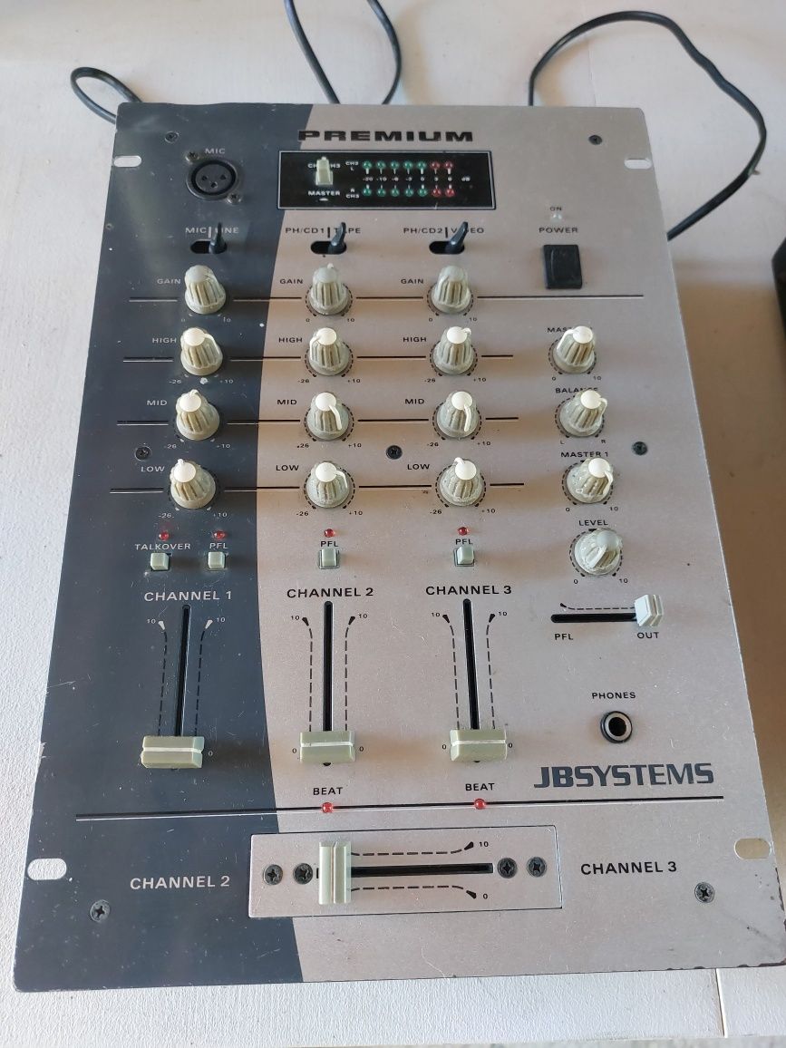 Amplificador JB Systems vx400 com oferta mesa mistura,  DJ SOM