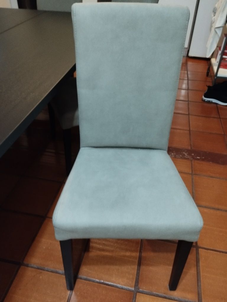 Mesa de jantar IKEA grande