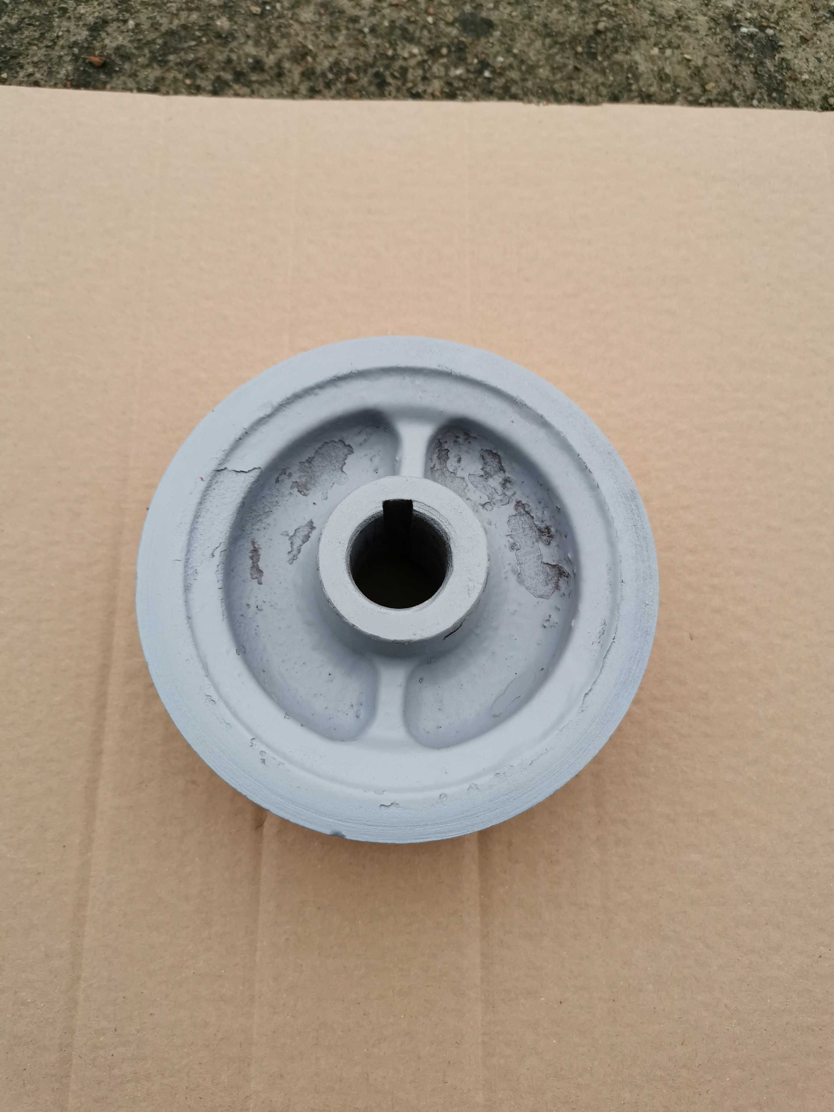 Koło pasowe, szajba 140mm paski 4x13mm otwór 25mm