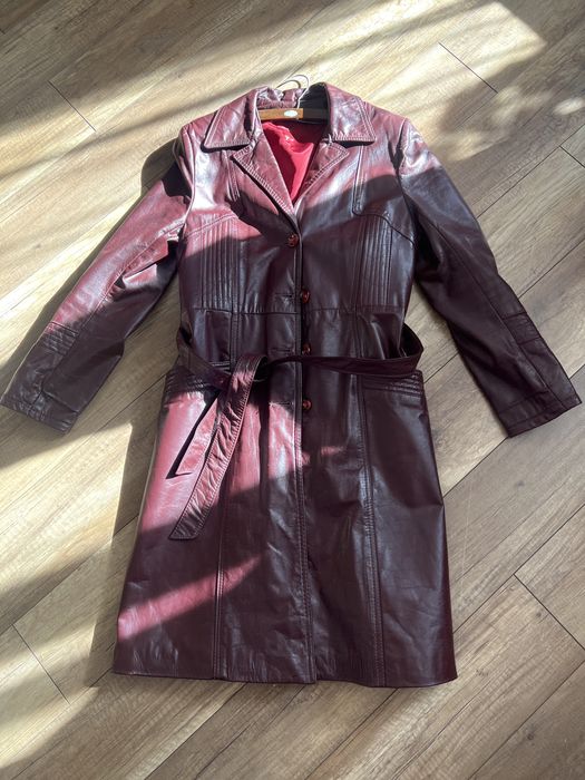 Płaszcz Damski Kolor Burgund Vintage Rozmiar 38/40 HIT JESIEŃ 2025 !!!