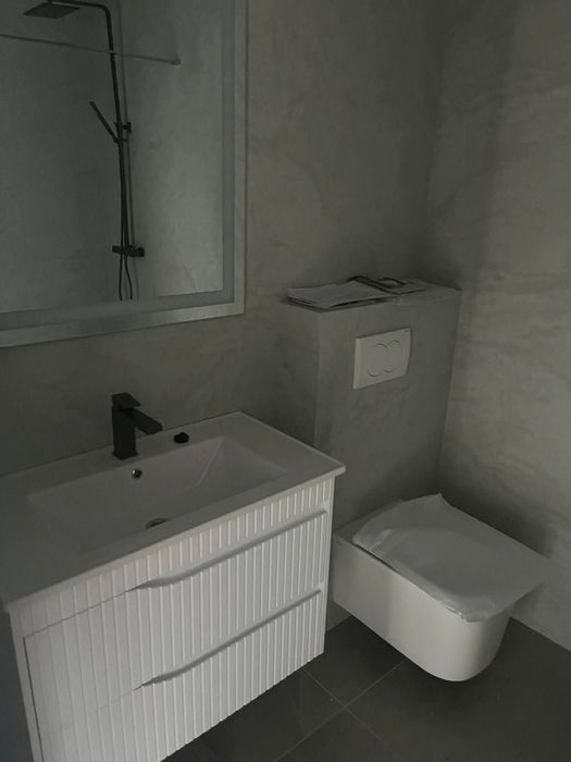 Продається 2-км квартира в новобудові