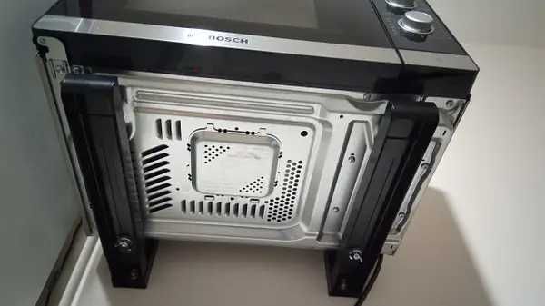 Кронштейн кріплення для мікрохвильовки Brateck MB-6 B чорного кольору