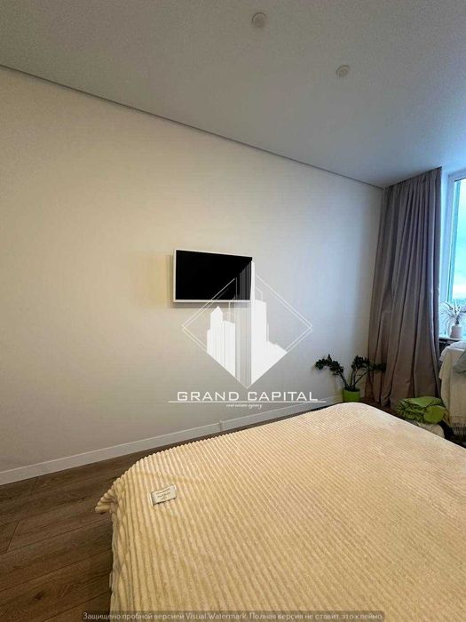 Продам ВИДОВУ 1к квартиру ЖК Каховська/ метро Лівобережна /ГЕНЕРАТОР