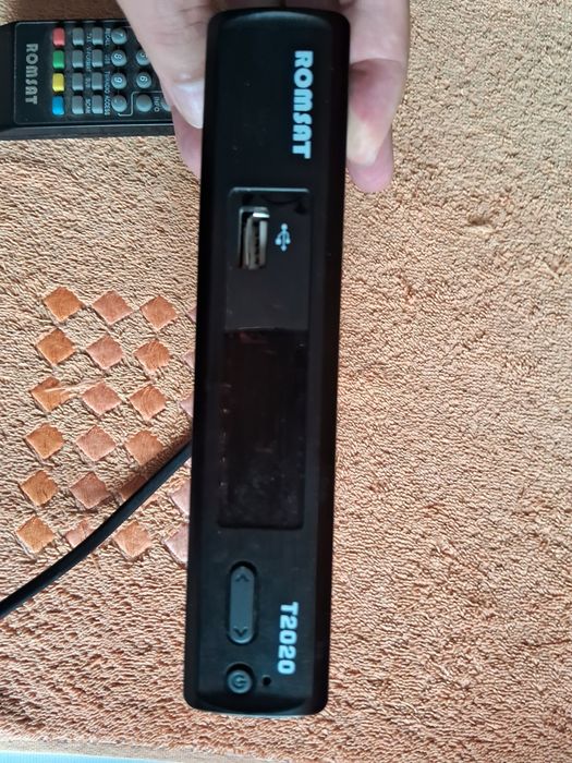 ТВ тюнер Т2 romsat т2020