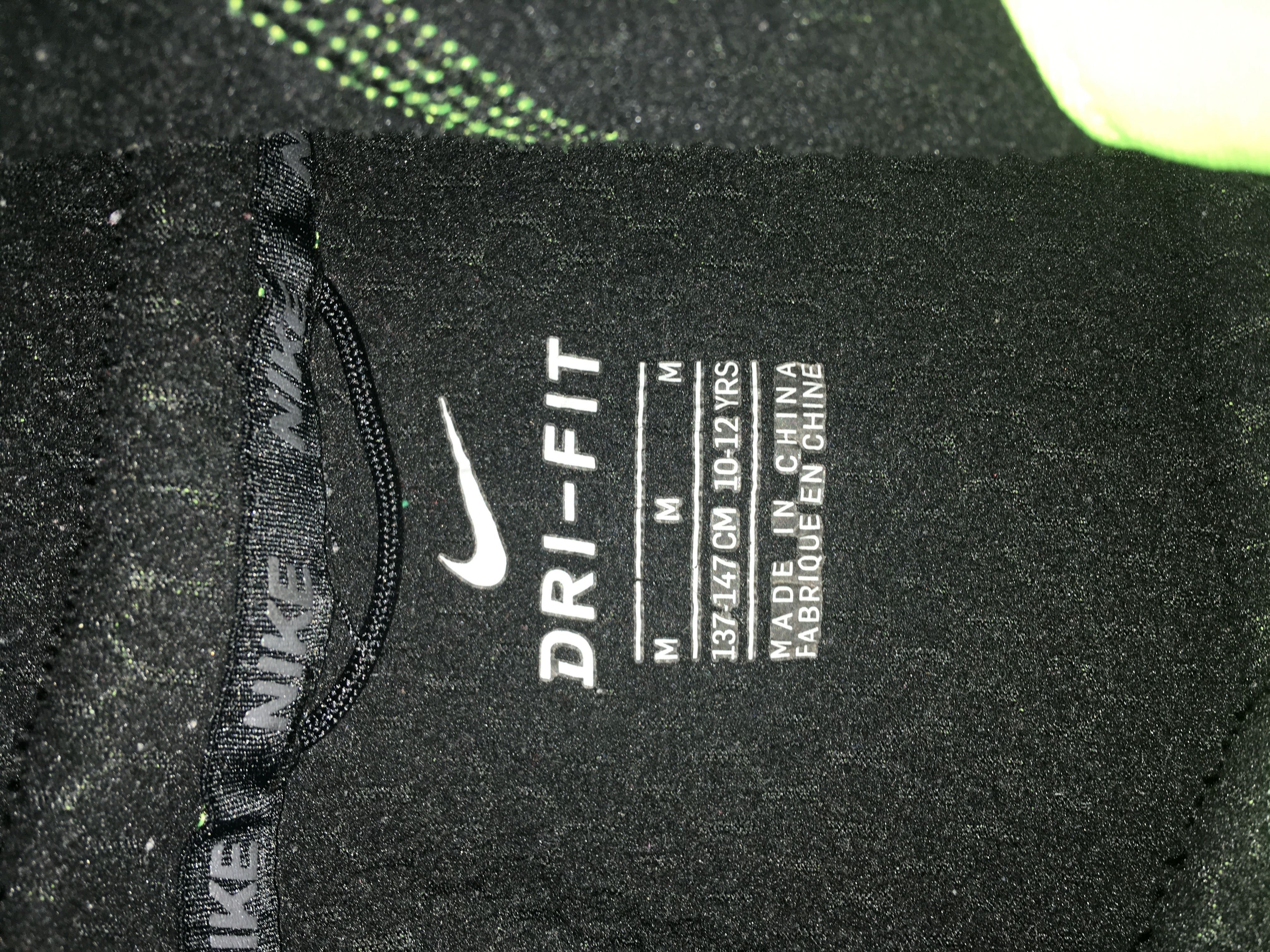 Nike bluza 134 r.M