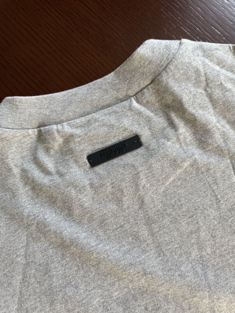 Fear Of God Essentials Dark Heather T-Shirt (M)