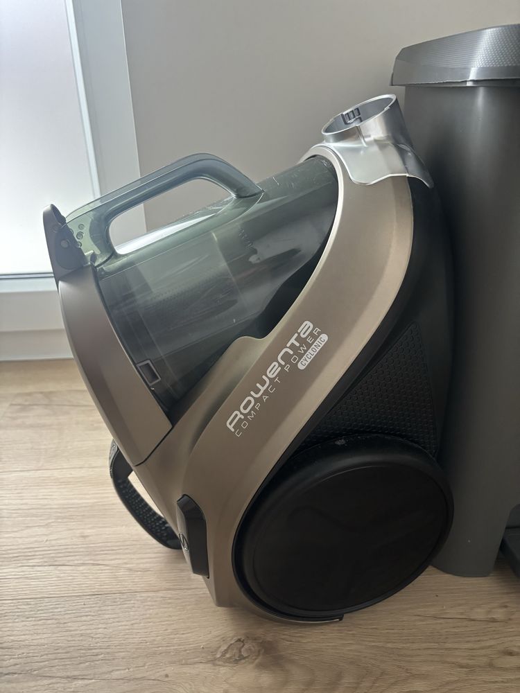 Aspirador Sem Saco ROWENTA Compact