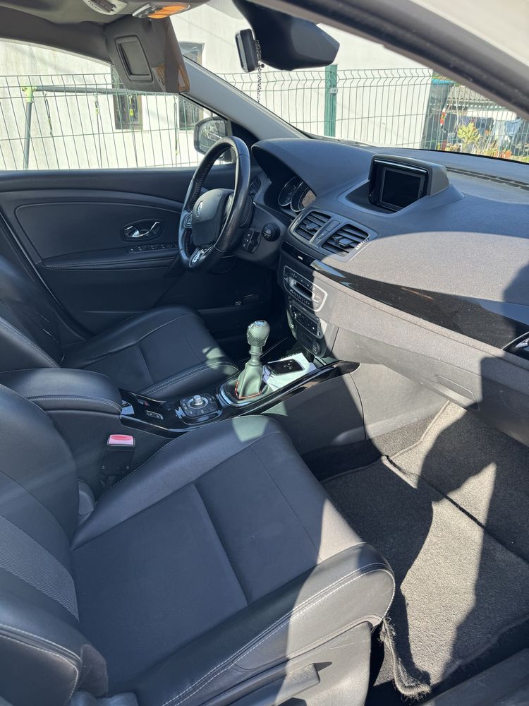 Renault megane bose edition panoramica