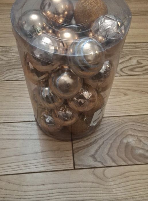 Bombki choinkowe w kolorze miedzianym