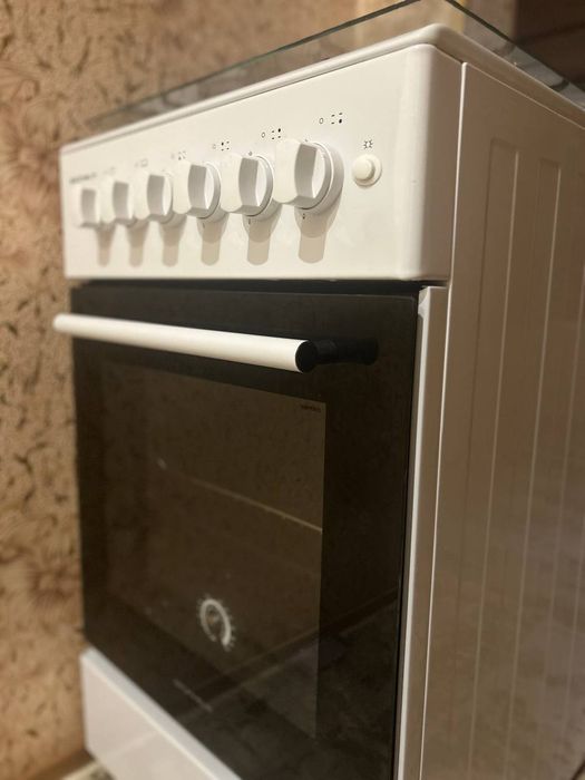 Продам кухонну плиту Grunhelm