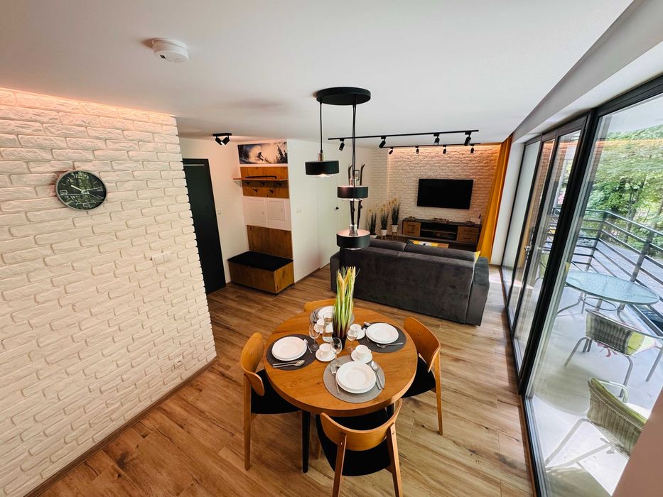 Szczyrk noclegi weekend apartament Góry Las Jesień Zima Święta Ferie