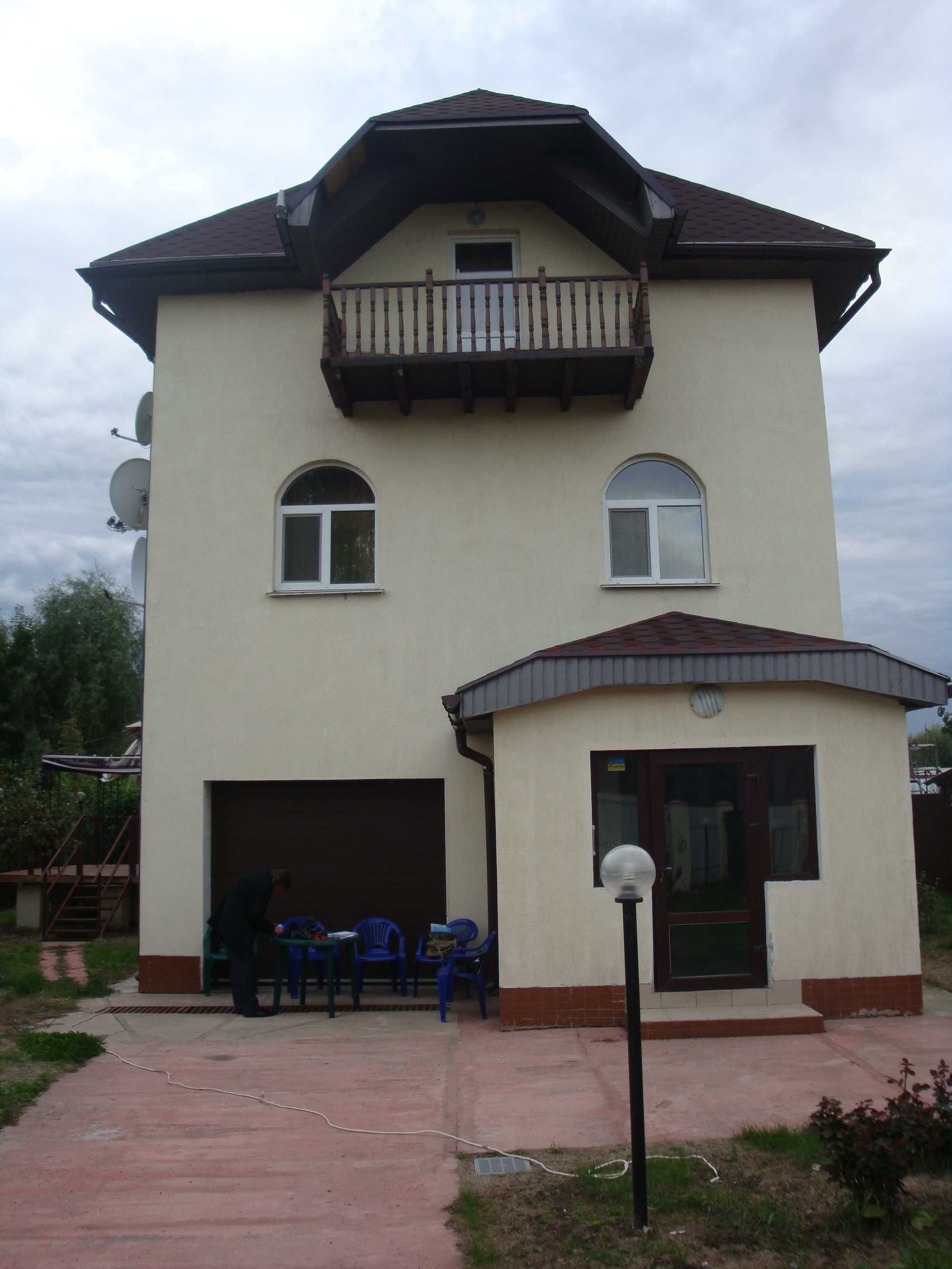 Сдам Дом 200м.кв, Осокорки на берегу озера, 5км от м.Славутич, Хозяин