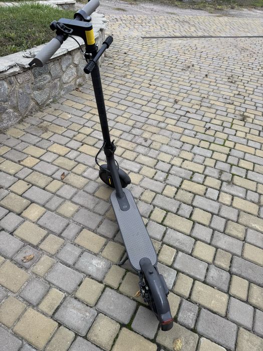 Електросамокат Xiaomi Mi Scooter 1S (Black)