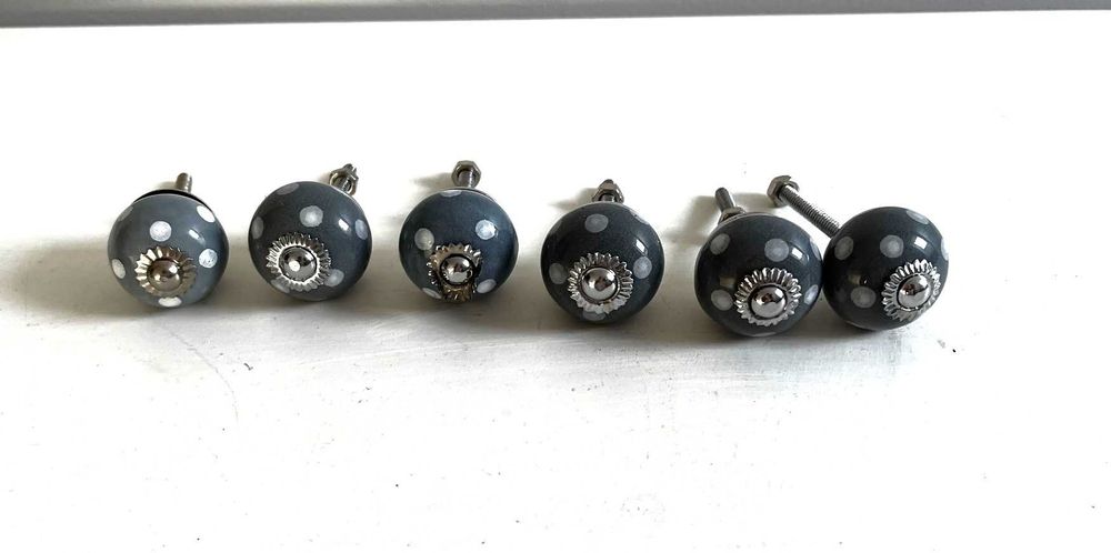 Gałki ceramiczne szare białe groszki kropki grey dot 40cm