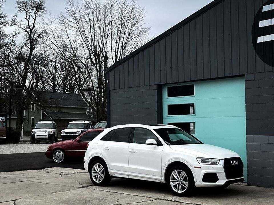 2016 Audi Q3 2.0T quattro Prestige