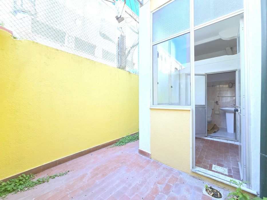 Apartamento T3+1 à venda em Lisboa