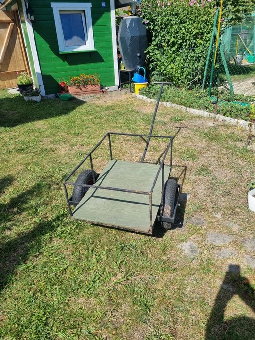 Wózek ogrodowy lekki
