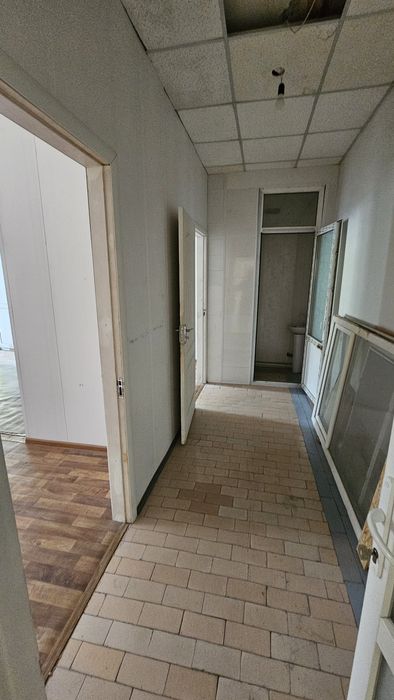 Помещение с отдельным входом около 50 м/кв. От Собственника