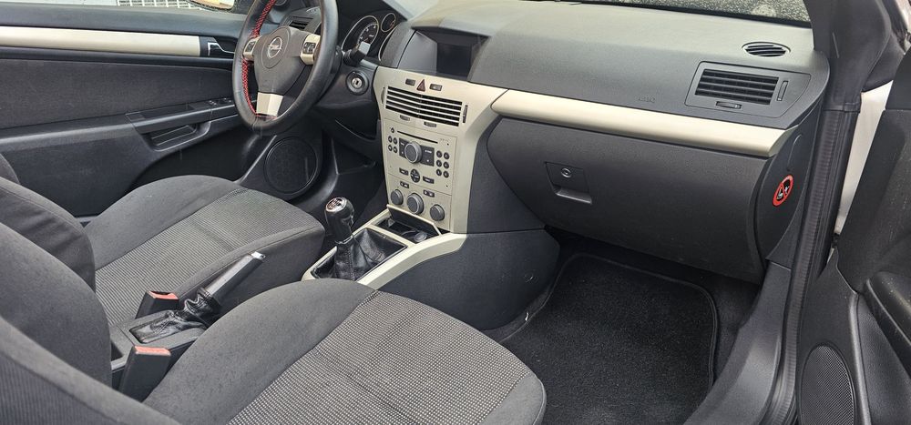 Opel astra 1.9 cdti twintop cabrio 06