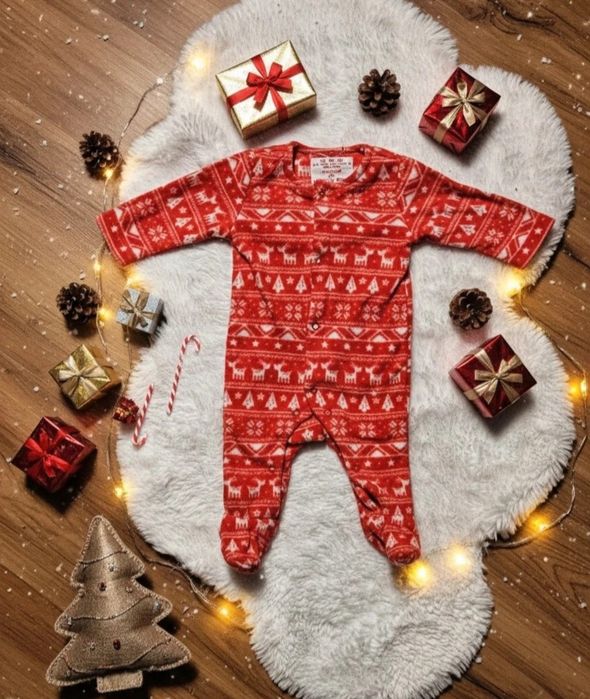 Spiochy pajac świąteczny pierwsze  swieta