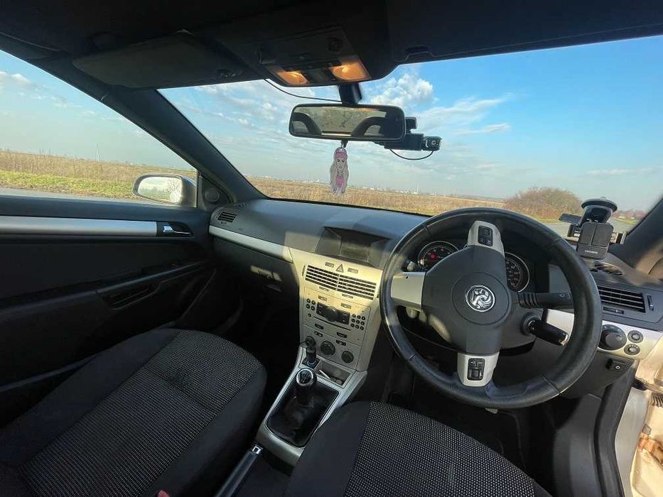 Sprzedam Astrę h twintop 1.6 sport 2008 Anglik