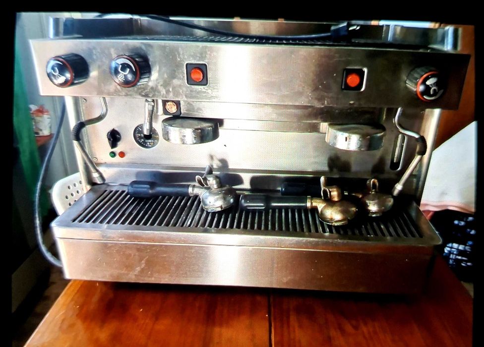 Maquina de Cafe Industrial Futurete Oberon