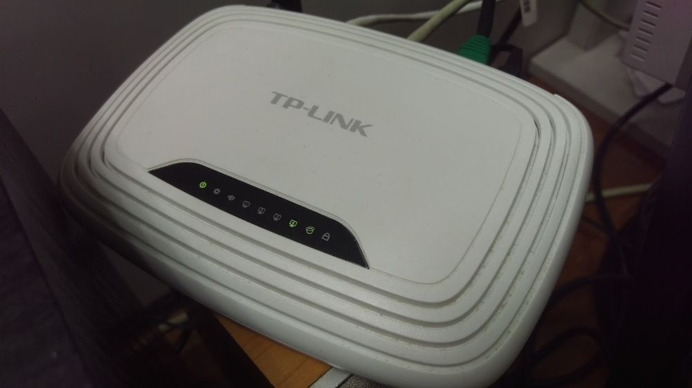 Роутер Wi-Fi TP-LINK TL-WR740N