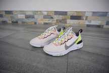 Buty sportowe Nike React Element