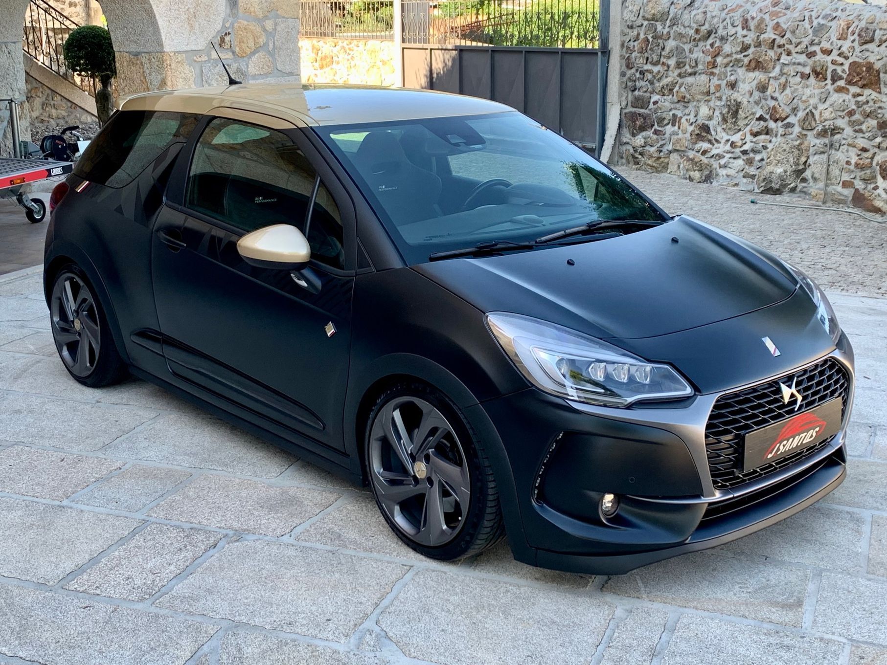 DS DS3 THP 208 Start & Stop PERFORMANCE Black Special