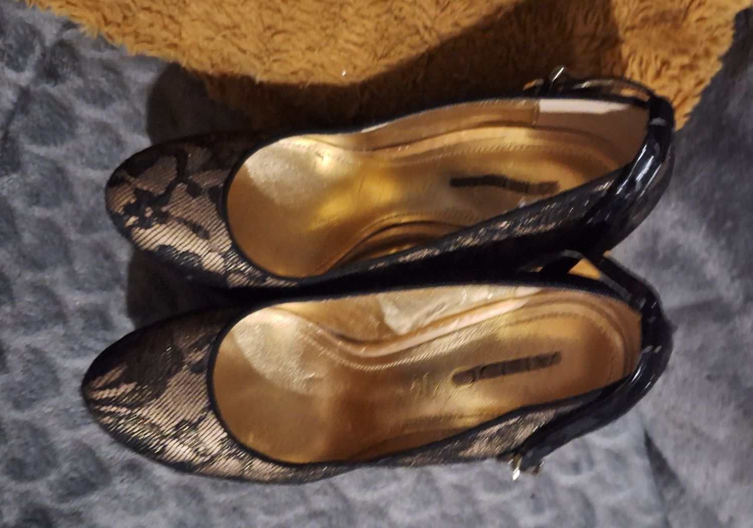 Aldo wysokie buty na koturnie size 37
