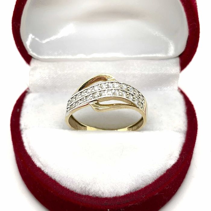 Złoty Pierścionek Próby 585 2,20g Rozmiar 16 Cyrkonie