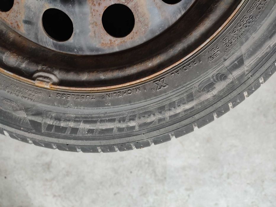 Koła Felgi stalowe z oponami 15" 4x114,3 Mitsubishi Chevrolet