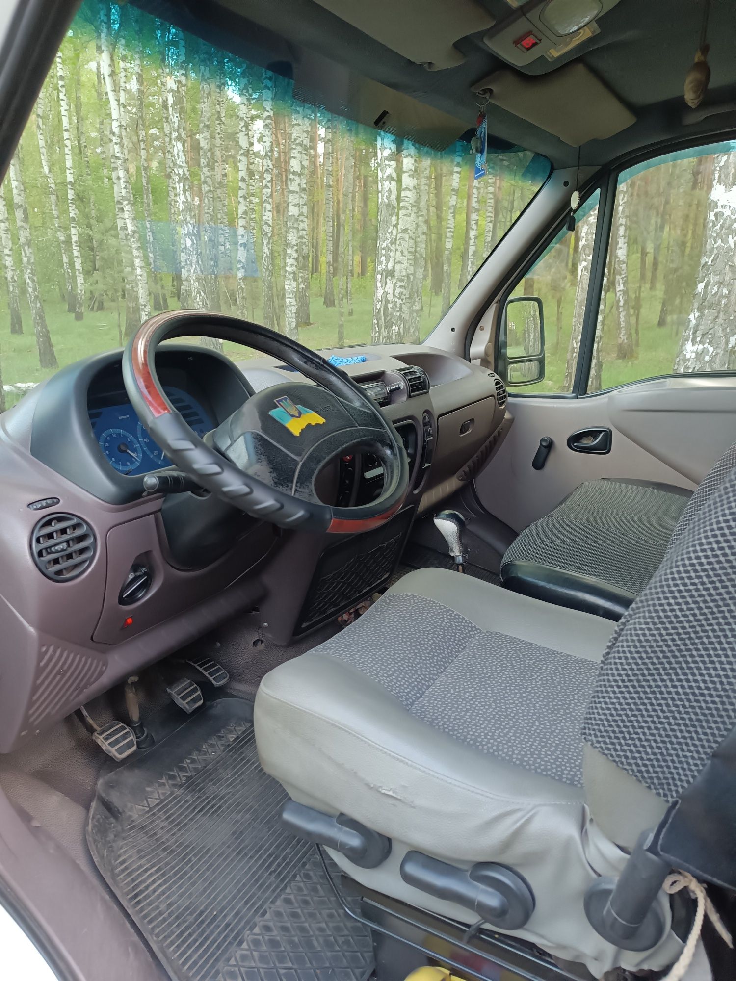 Renault master вантажопасажир