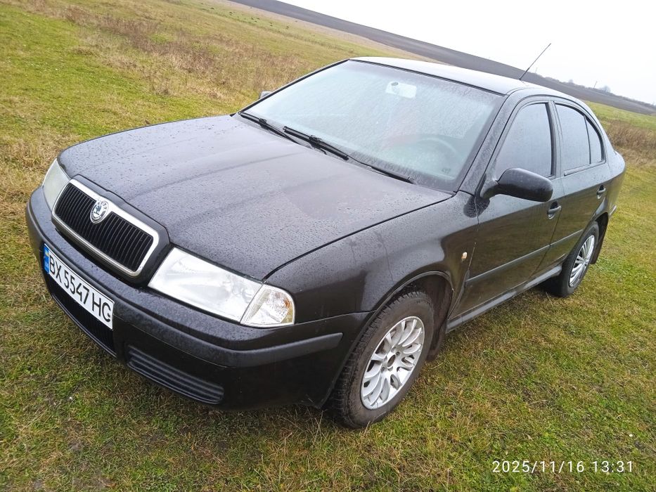 Продам  шкоду октавію тур 2003 р.в.. 1.6 бензин