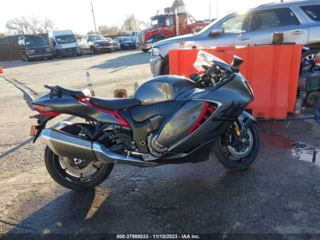 Suzuki GSX1300 2023