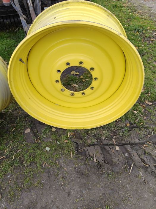 Felgi John Deere 18x38
