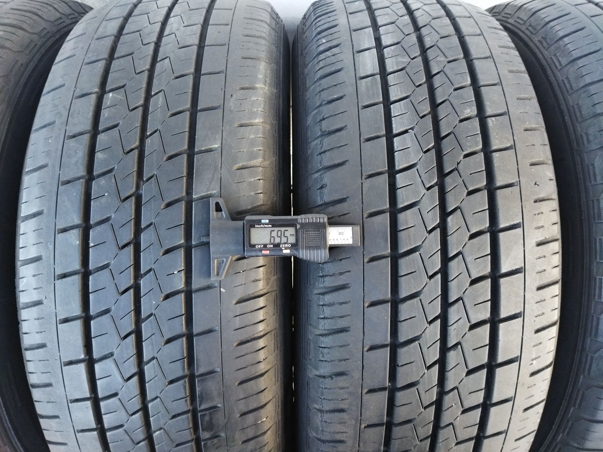 4 x opona letnia 215/65r15C  Bridgestone