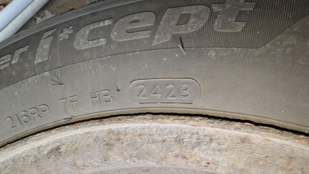 Koła z Oponami Zimowymi Hankook Winter i*cept RS3 205/55r16 prod 2423