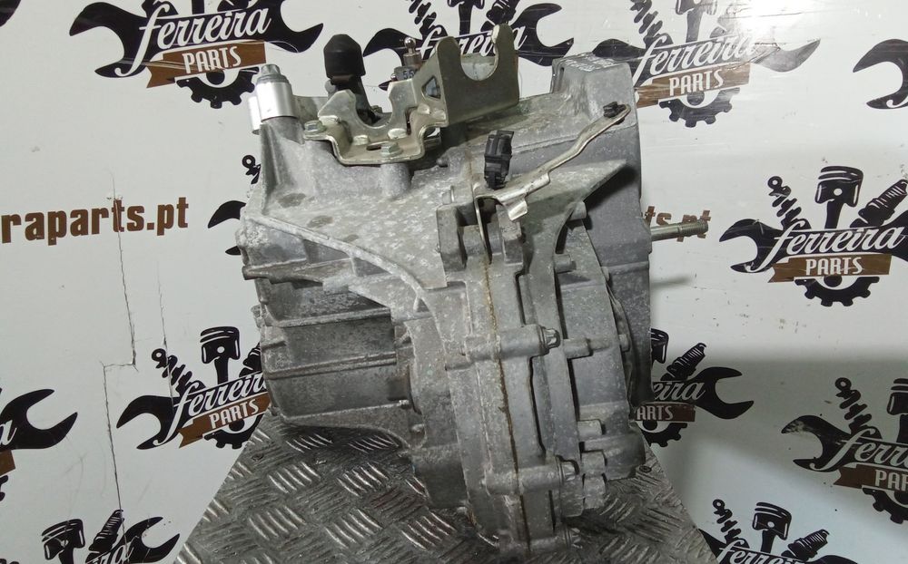 CAIXA DE VELOCIDADES JEEP RENEGADE CLOSED OFF-ROAD VEHICLE REF: