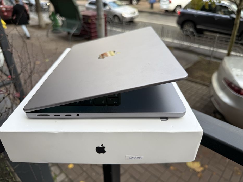 MacBook Pro 14” 2021 M1 Pro 16/512gb Space Gray з гарантією