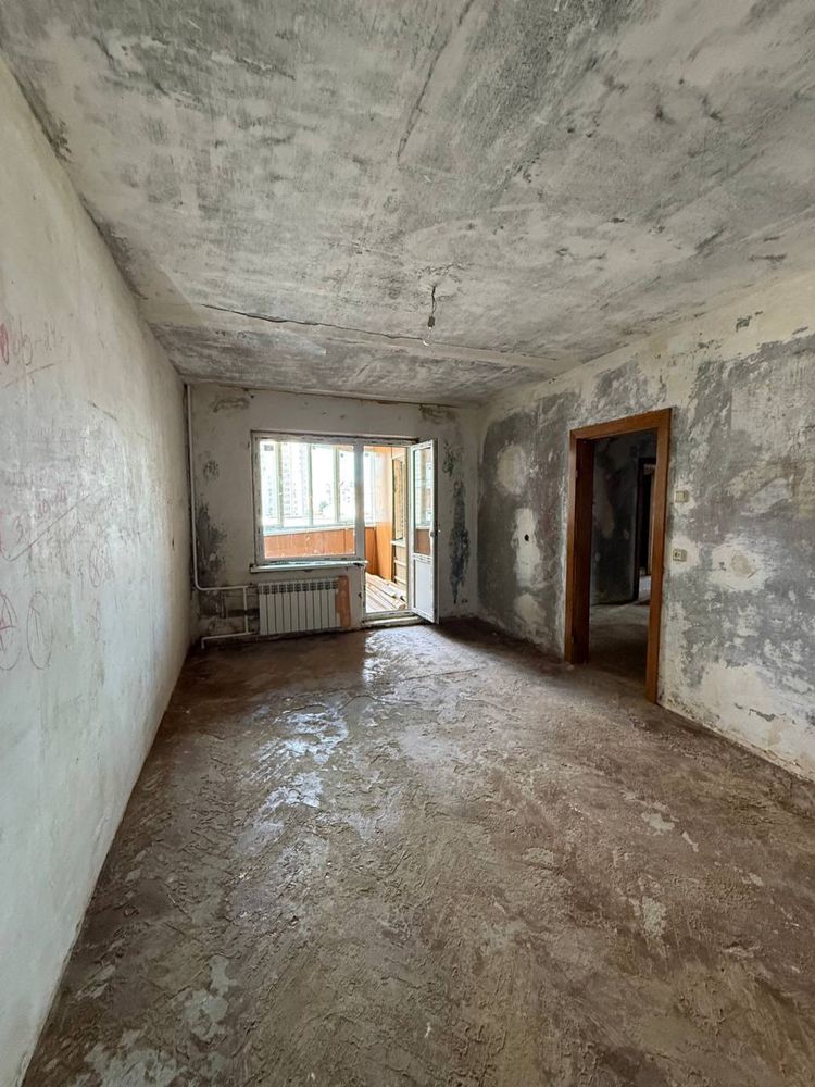 Продам 3к квартиру по вулиці Драгоманова 23